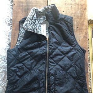 Fuzzy reversible vest